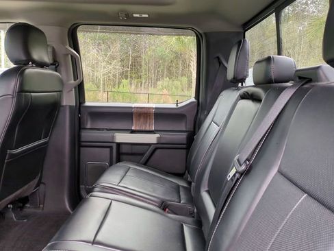 Used 2018 Ford F150 Lariat w/ Equipment Group 502A Luxury image 14