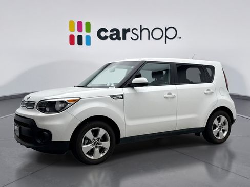Used 2017 Kia Soul w/ Convenience Package FWD image 1