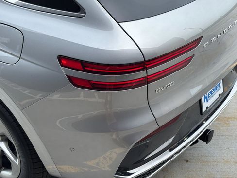 New 2026 Genesis GV70 2.5T Advanced AWD/4WD image 7