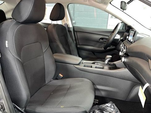 New 2025 Nissan Sentra S image 4