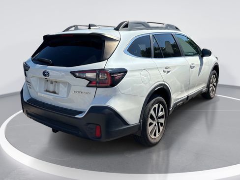 Used 2020 Subaru Outback Premium AWD/4WD image 8
