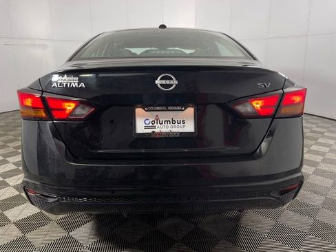 Used 2023 Nissan Altima 2.5 SV image 4