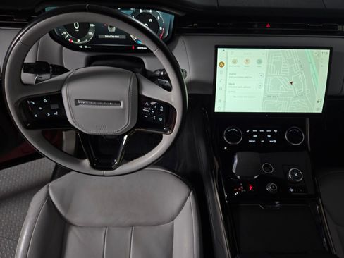 Used 2023 Land Rover Range Rover Sport SE Dynamic image 15