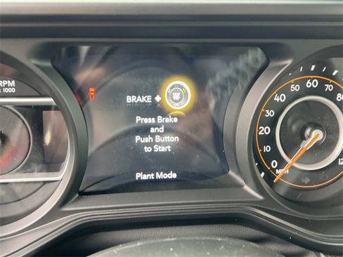 New 2026 Jeep Gladiator Willys image 32