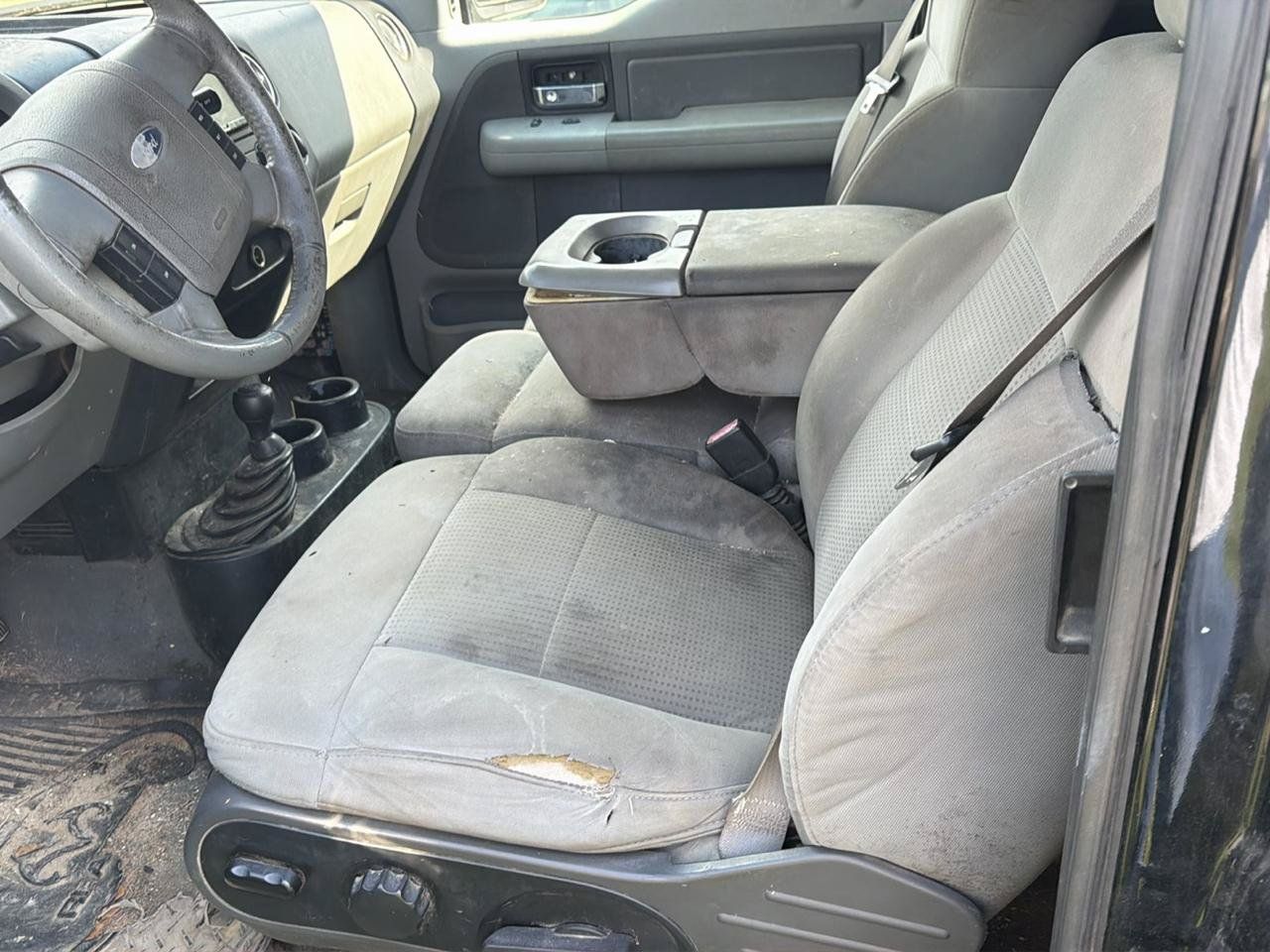 Used 2007 Ford F150 XLT AWD/4WD image 4