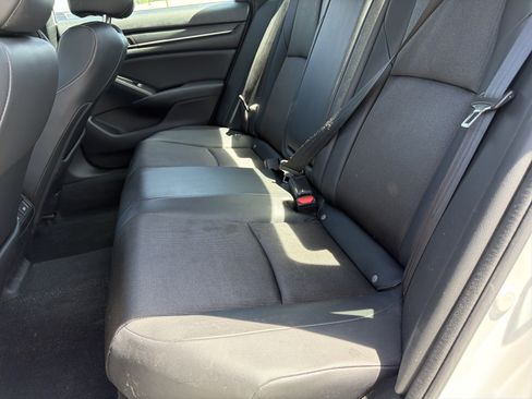Used 2021 Honda Accord Sport image 4