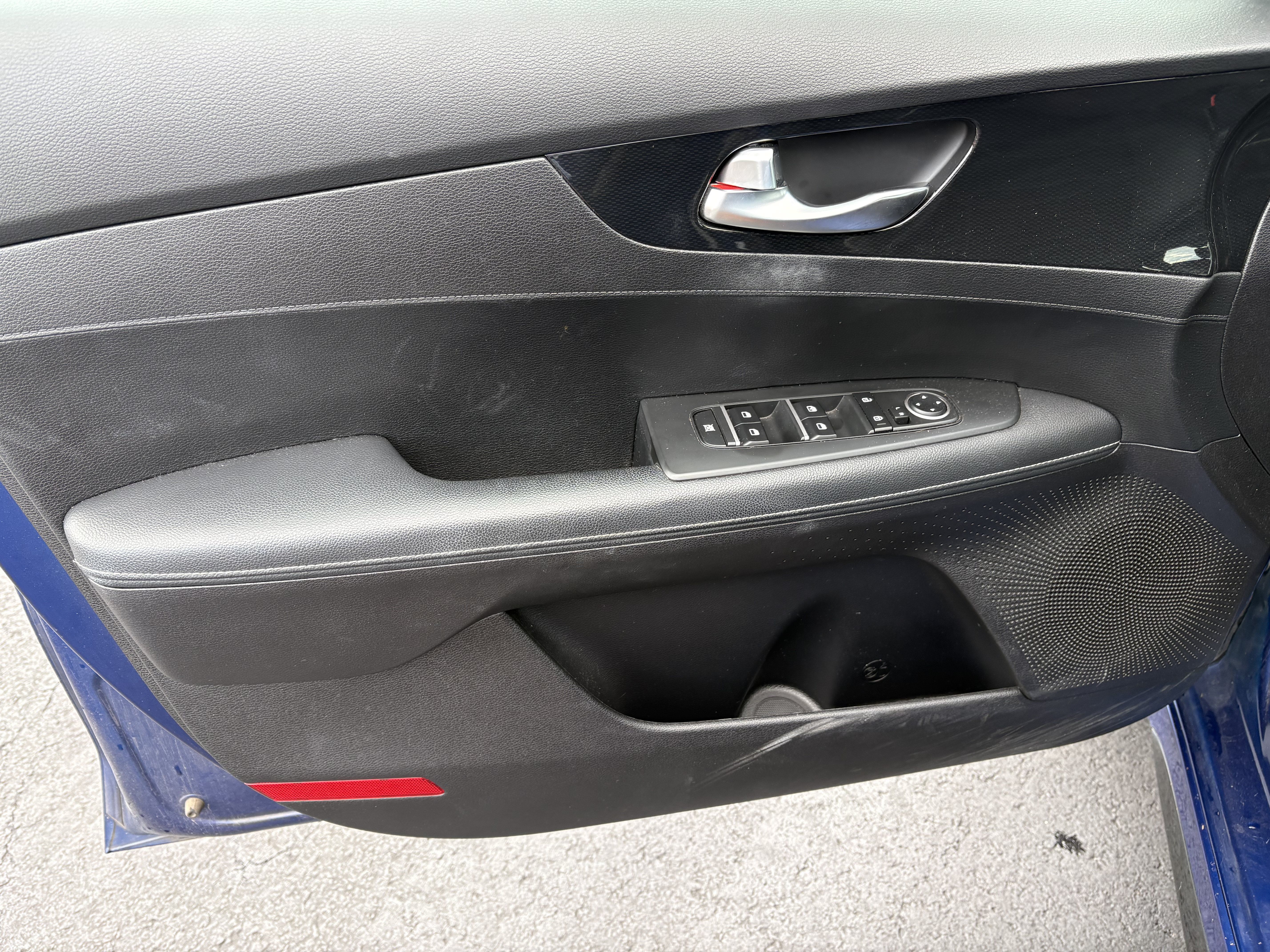 Used 2021 Kia Forte GT-Line FWD image 6