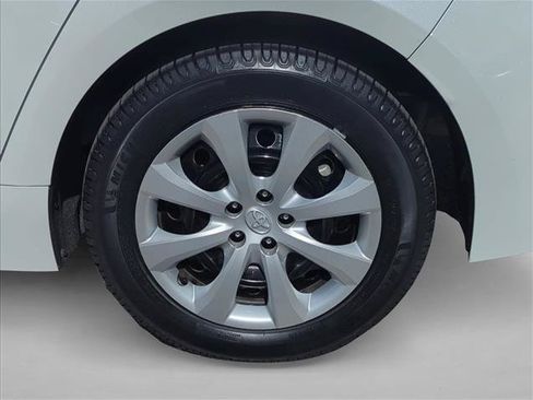 Certified 2024 Toyota Corolla LE FWD image 9