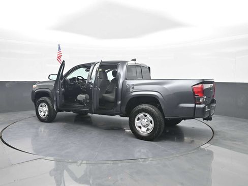 Used 2022 Toyota Tacoma SR AWD/4WD image 43