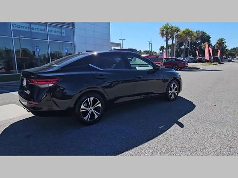 Used 2023 Nissan Sentra SV w/ Trunk Package image 32