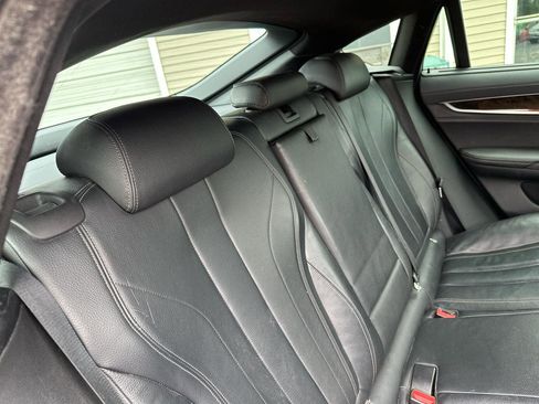 Used 2019 BMW X6 xDrive35i w/ M Sport Package AWD/4WD image 22