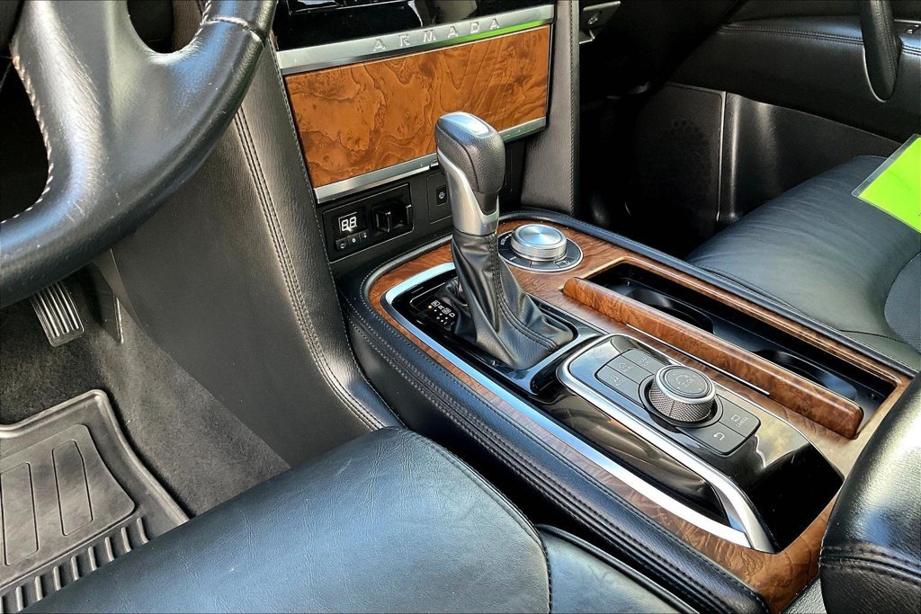 Used 2021 Nissan Armada SL w/ Captain's Chairs Package AWD/4WD image 18
