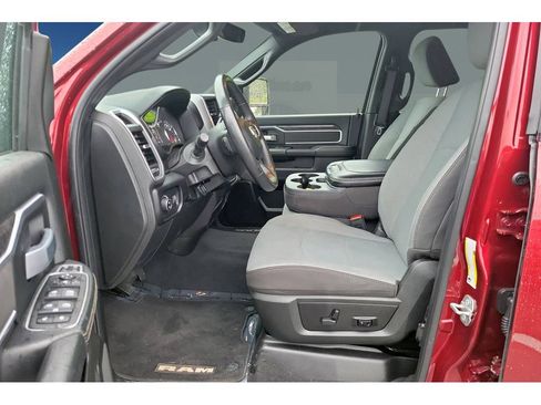 Used 2024 RAM 2500 Big Horn AWD/4WD image 13