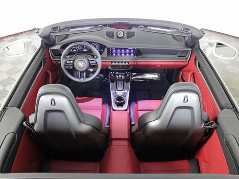 Used 2026 Porsche 911 Carrera image 19