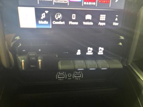 Used 2025 RAM 1500 Big Horn AWD/4WD image 29