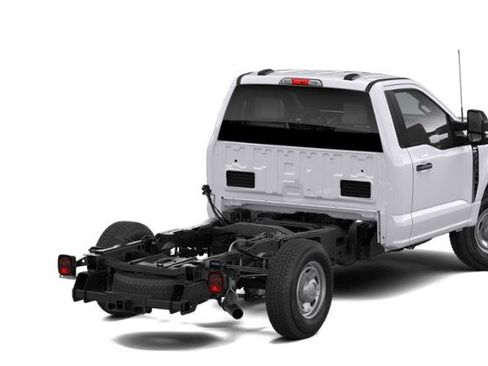 New 2026 Ford F250 XL w/ XL Driver Assist Package RWD image 3