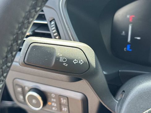 Used 2025 Ford Escape SE FWD image 22