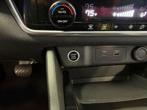 Used 2021 Nissan Rogue SV AWD/4WD image 24