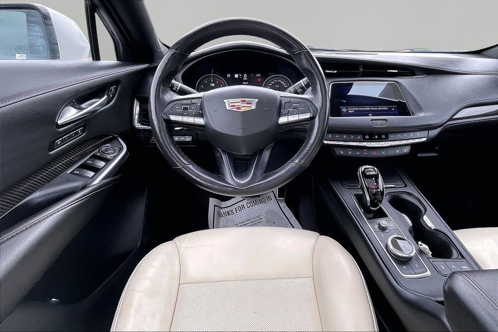 Used 2022 Cadillac XT4 Sport w/ Sun And Sound Package AWD/4WD image 9