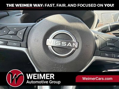 Used 2024 Nissan Altima 2.5 SV FWD image 11