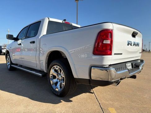 New 2026 RAM 1500 4x4 Crew Cab image 15