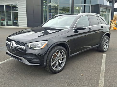 Certified 2022 Mercedes-Benz GLC 300 4MATIC image 3