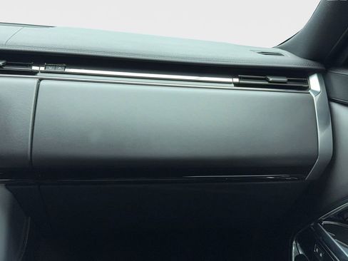 Used 2024 Land Rover Range Rover SE image 17