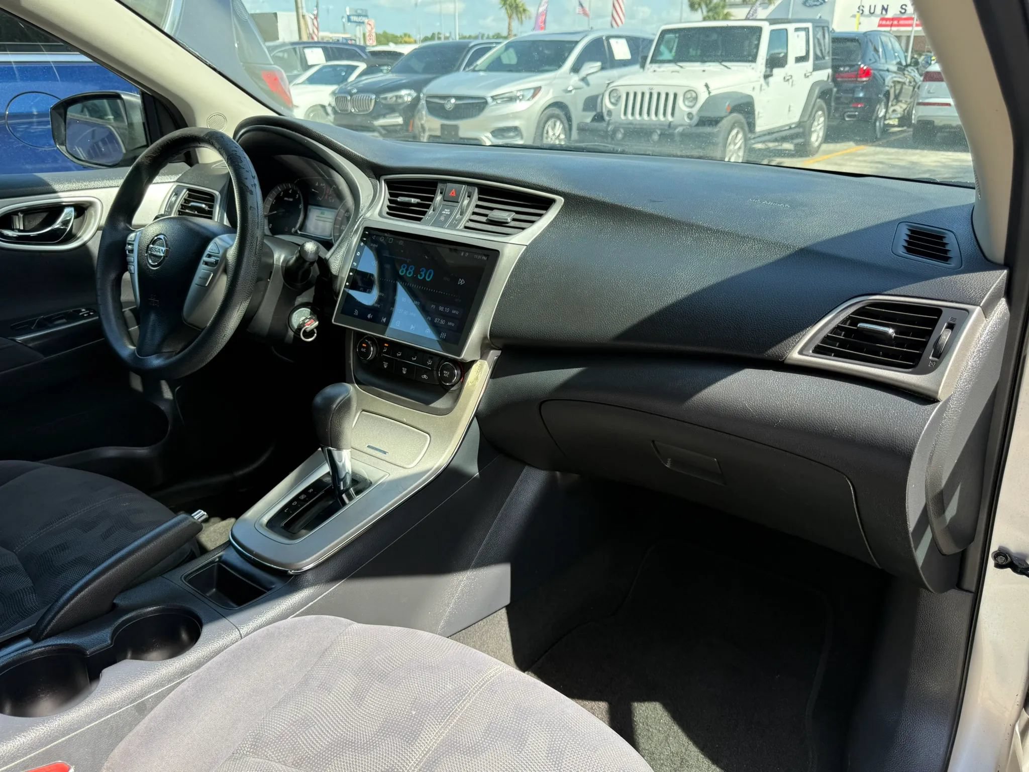 Used 2013 Nissan Sentra SV FWD image 13