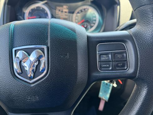 Used 2017 RAM 2500 Tradesman w/ Chrome Appearance Group AWD/4WD image 18