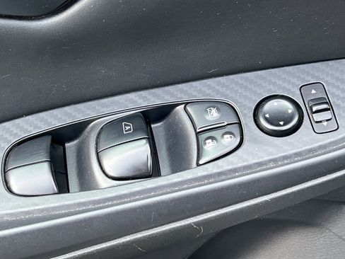 Used 2024 Nissan Sentra S image 14