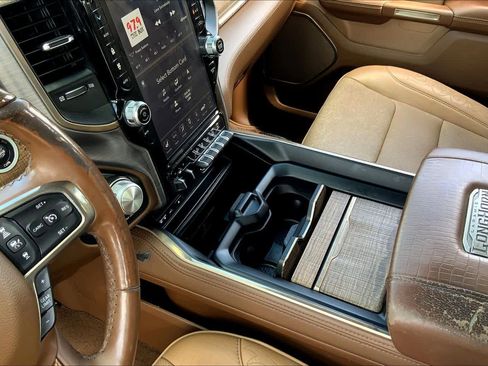 Used 2019 RAM 1500 Limited RWD image 16