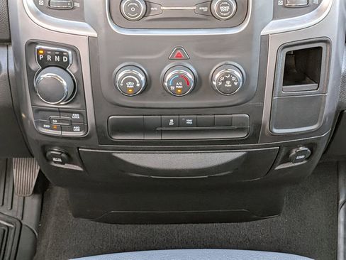 Used 2024 RAM 1500 Classic SLT image 21