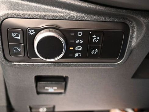 Used 2025 Ford Bronco Badlands image 23