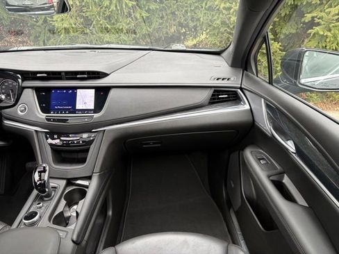 Used 2023 Cadillac XT5 Premium Luxury image 35