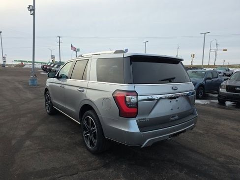 Used 2021 Ford Expedition Limited image 5