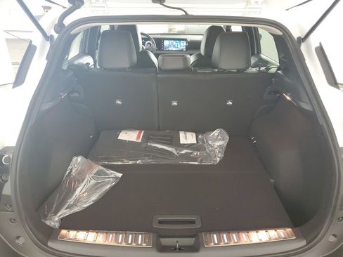 New 2026 Nissan Kicks SR w/ Illumination Package image 33