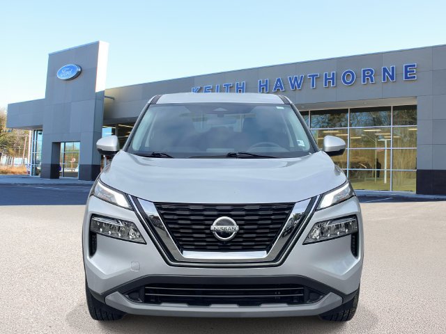 Used 2021 Nissan Rogue SV FWD image 2