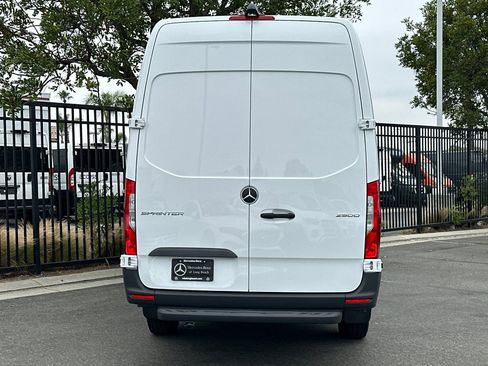 New 2025 Mercedes-Benz Sprinter 2500 image 6