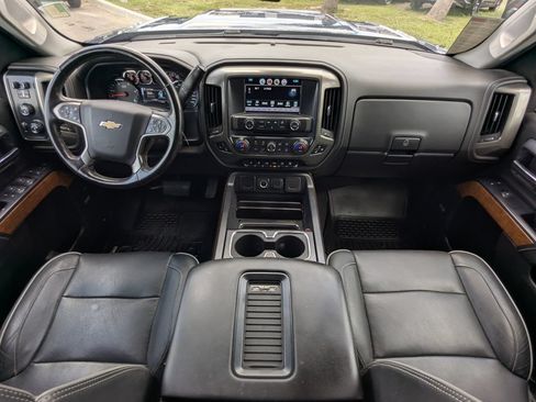 Used 2019 Chevrolet Silverado 2500 High Country w/ Duramax Plus Package AWD/4WD image 19