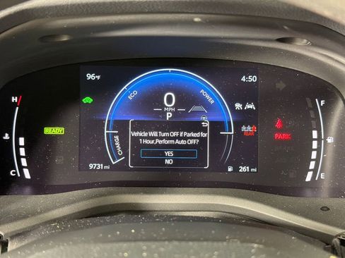 Used 2025 Toyota Camry LE FWD image 26