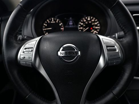 Used 2018 Nissan Altima 2.5 SV image 25