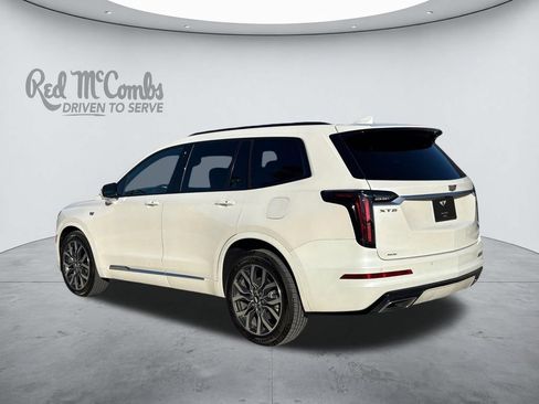 Used 2021 Cadillac XT6 Sport AWD/4WD image 3