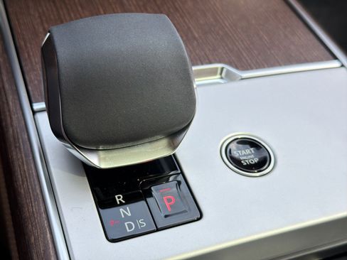 New 2026 Land Rover Range Rover SE AWD/4WD image 21