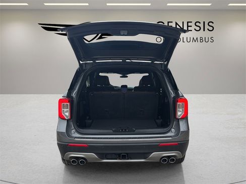 Used 2022 Ford Explorer Platinum w/ Equipment Group 601A image 9