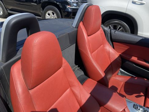 Used 2011 BMW Z4 sDrive35i RWD image 21