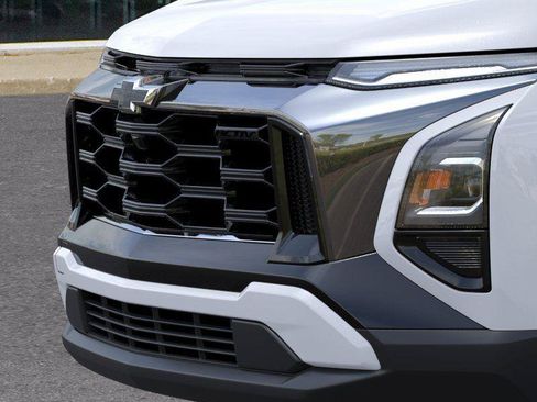 New 2026 Chevrolet Equinox ACTIV w/ Convenience Package III AWD/4WD image 13