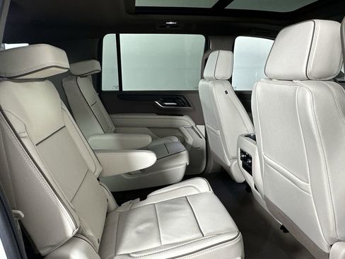 New 2026 GMC Yukon XL Denali w/ Sun & Power Step Package AWD/4WD image 27