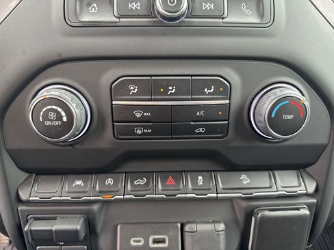 Certified 2023 Chevrolet Silverado 1500 Custom Trail Boss w/ LPO, Dark Essentials Package AWD/4WD image 13