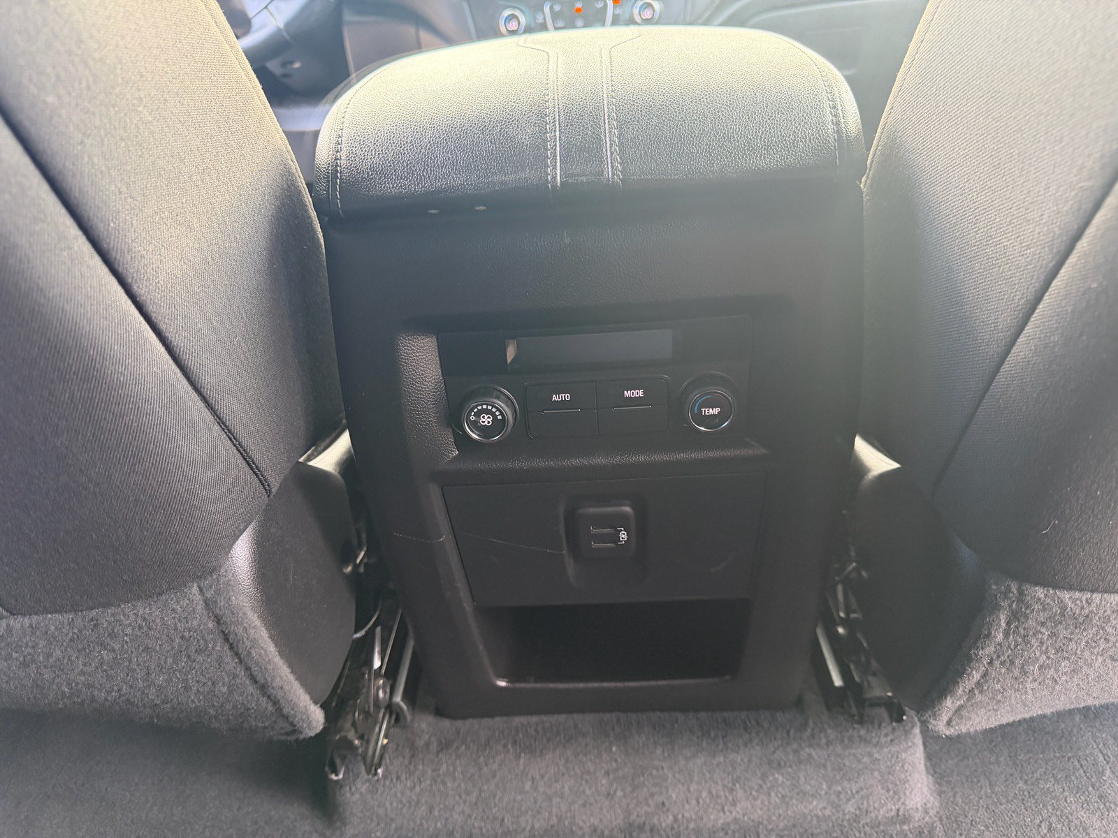 Used 2023 Chevrolet Traverse LT w/ LPO, Floor Liner Package AWD/4WD image 18