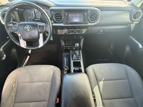 Used 2016 Toyota Tacoma SR5 image 14